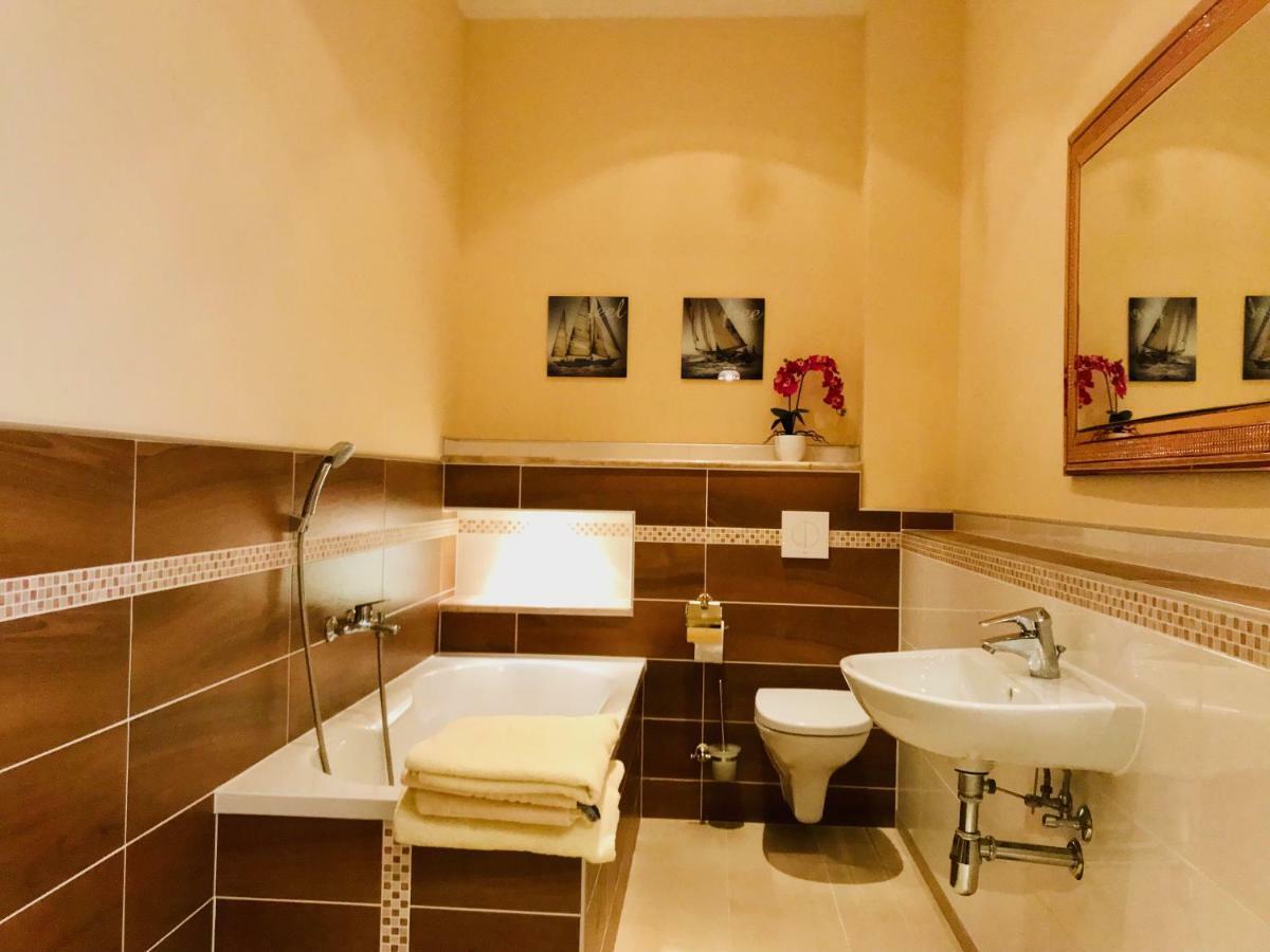 Mediterrane Luxusferienwohnung 5, Berlin- Koepenick, Am Mueggelsee Extérieur photo